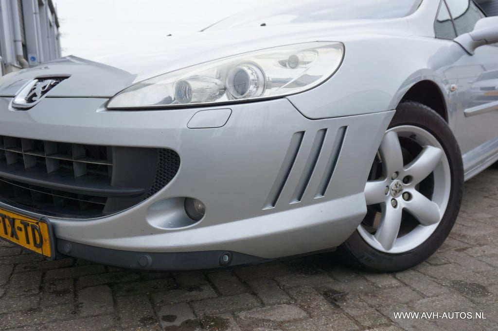 Peugeot 407 coupé 2.2-16v pack
