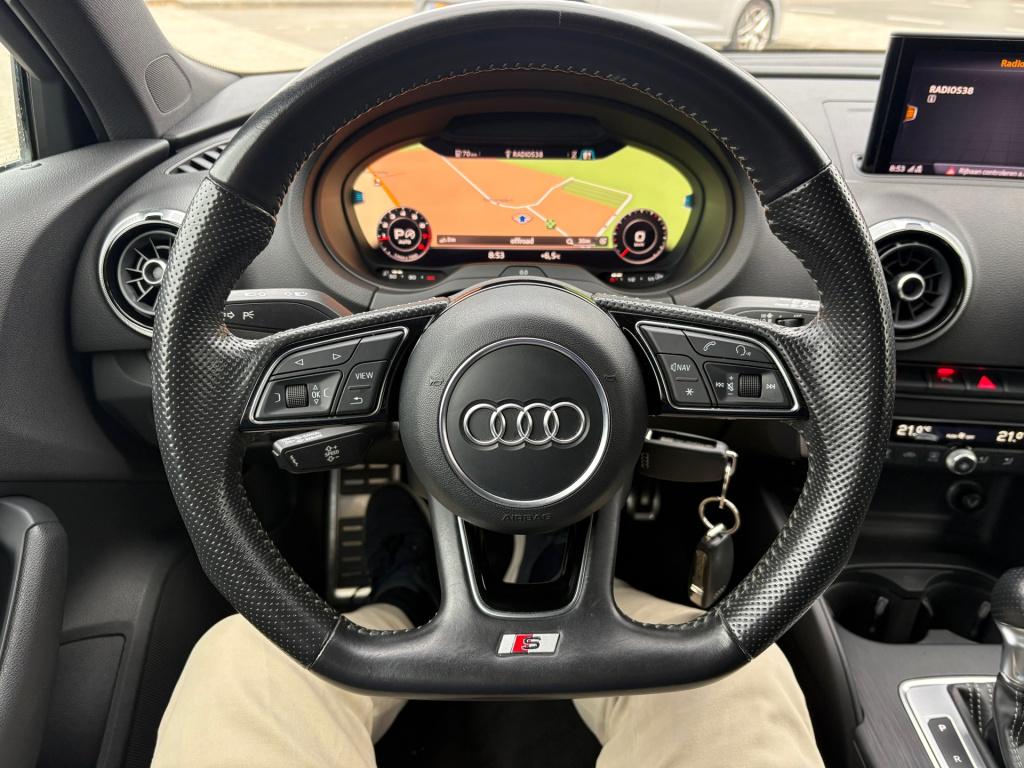 Audi A3 sportback 1.5 tfsi cod sport s line edition