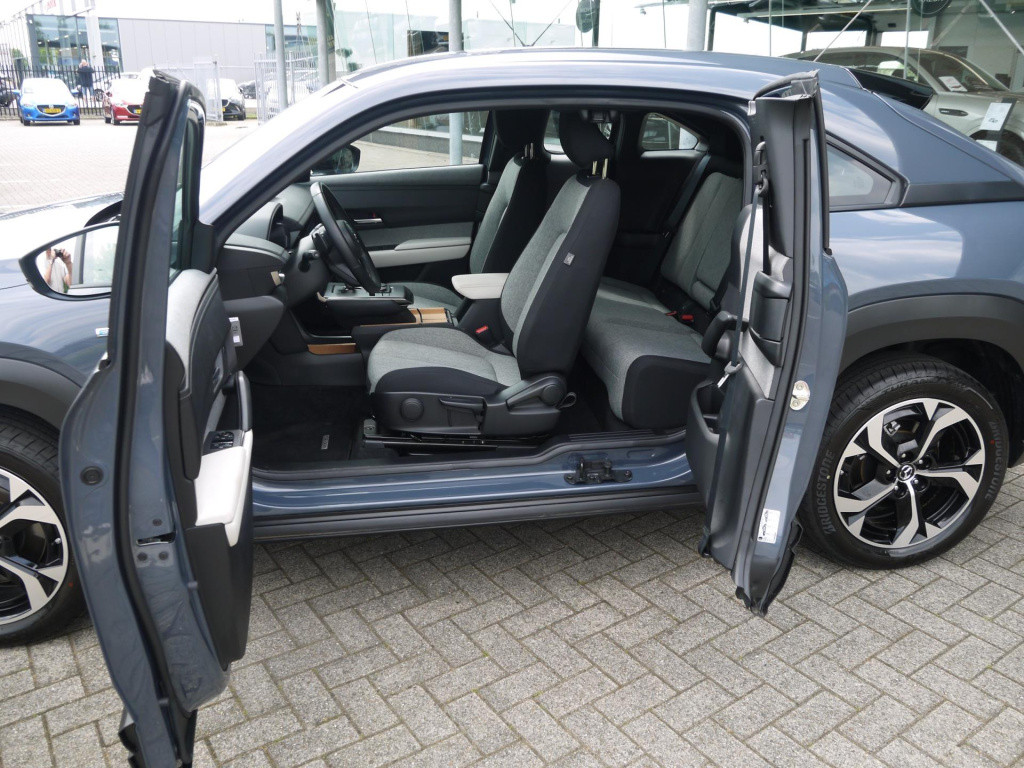 Mazda Mx-30 e-skyactiv ev 145 exclusive-line 36 kwh