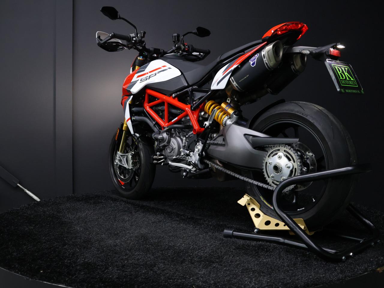 HYPERMOTARD 950 SP | Termignoni | Carbon