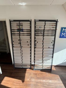 2x lattenbodem 80 bij 210