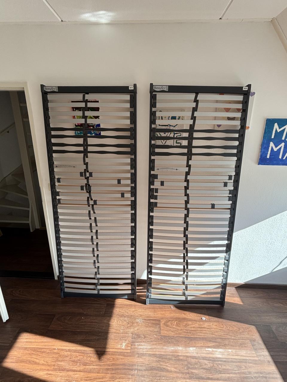 2x lattenbodem 80 bij 210