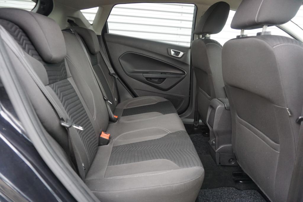 Ford Fiesta 1.0 ecoboost hot hatch airco / navi / cruise / stoelverw. / par