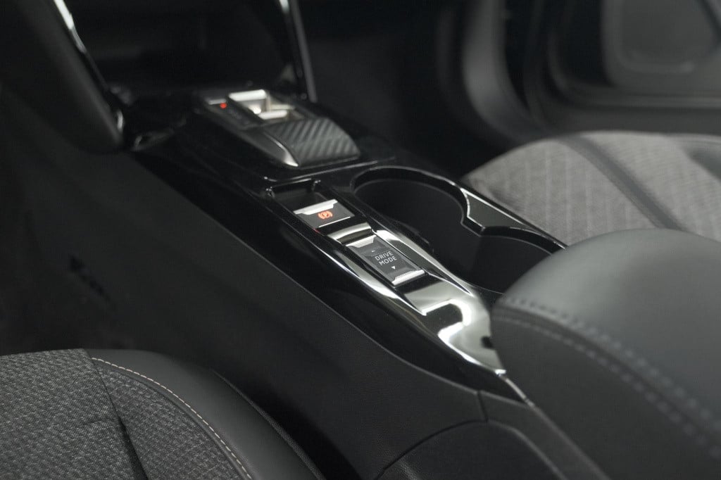 Peugeot 2008 hybrid 136 e-dcs6 allure | 360 camera | adaptieve cruise contr