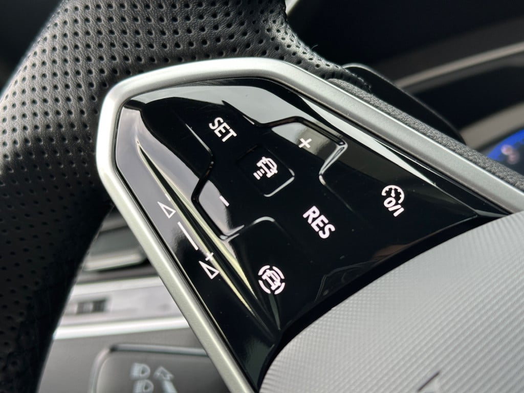 Volkswagen Tiguan Allspace 1.5 tsi 150pk dsg r-line | black line | trekhaak