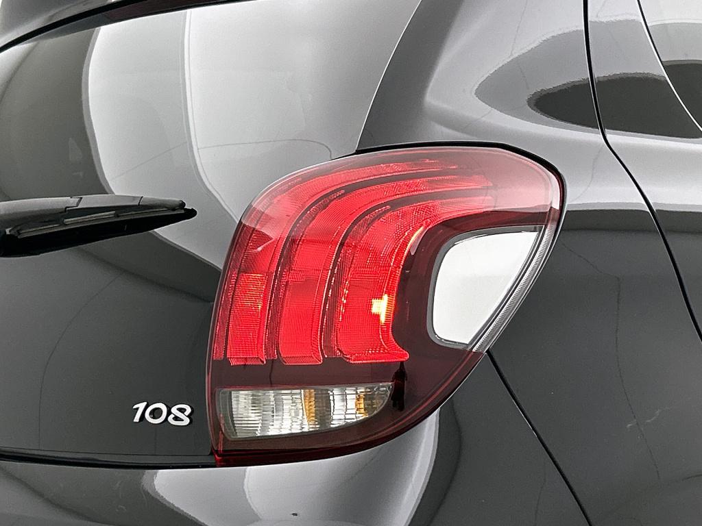 Peugeot 108 72pk roland garros top! | rijklaar | climate control | achterui