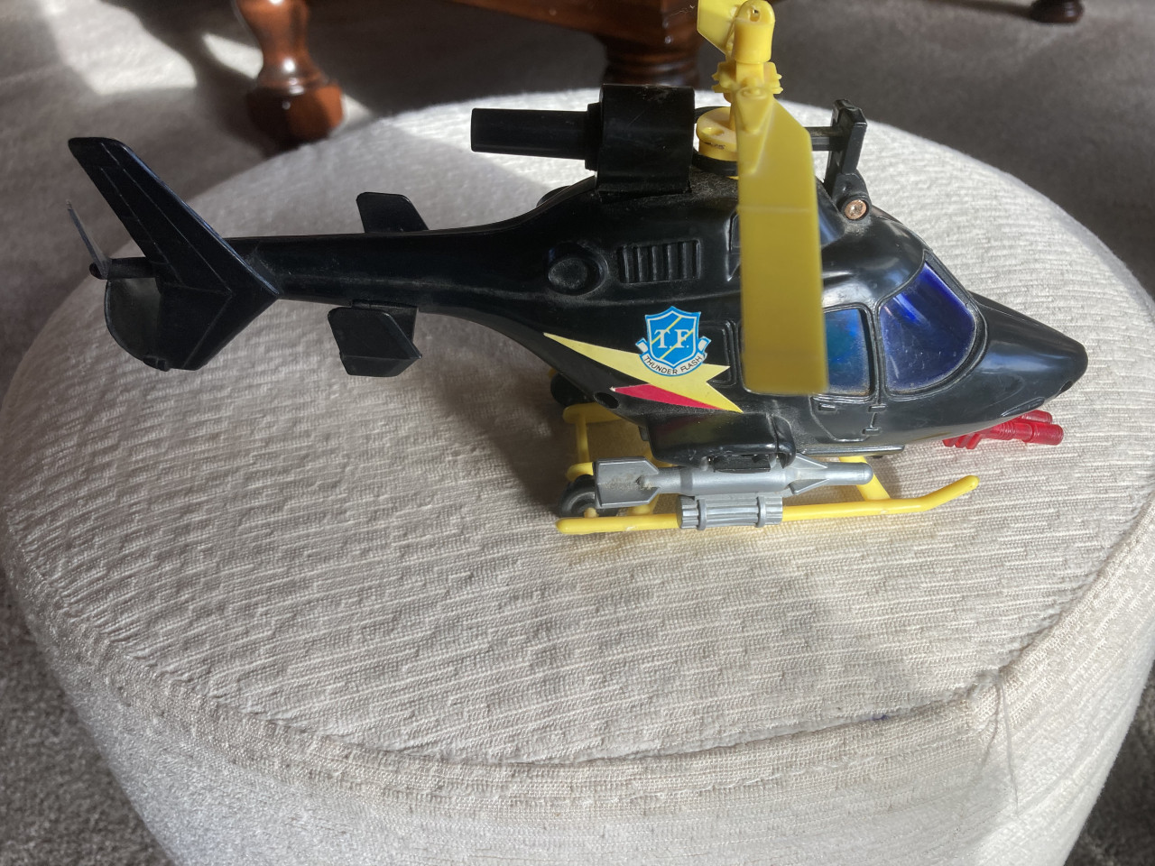 Thunder Flash Flying Wolf Helicopter