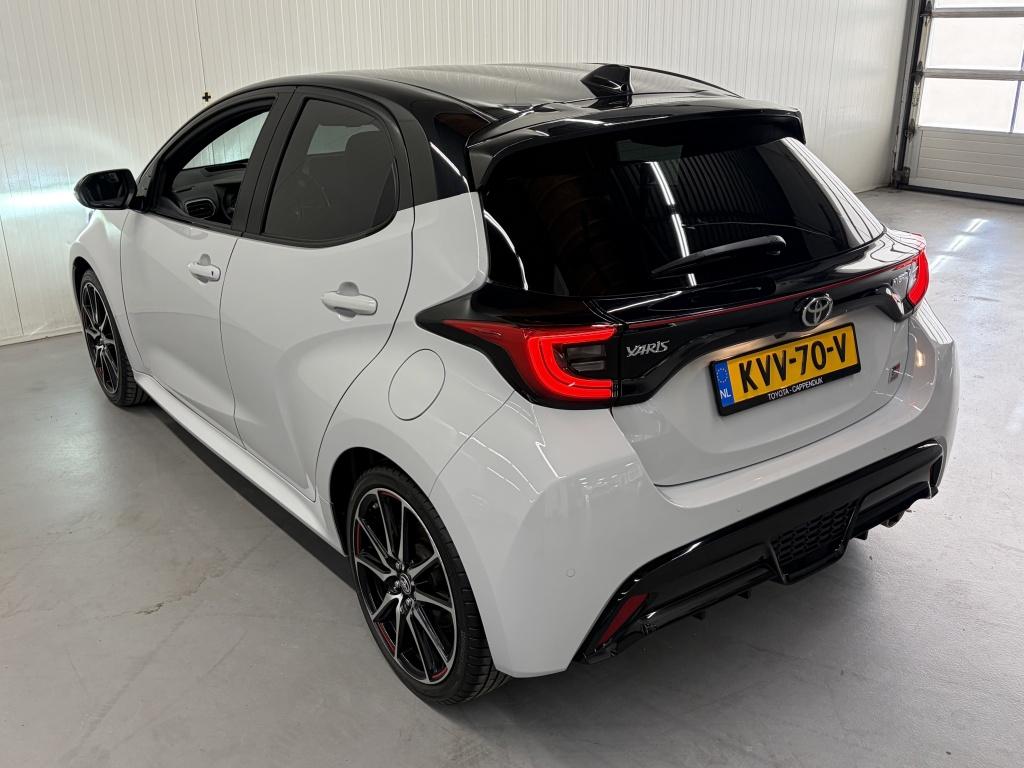 Toyota Yaris 1.5 hyb. gr sport