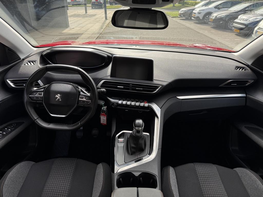 Peugeot 3008 1.2 puretech -
