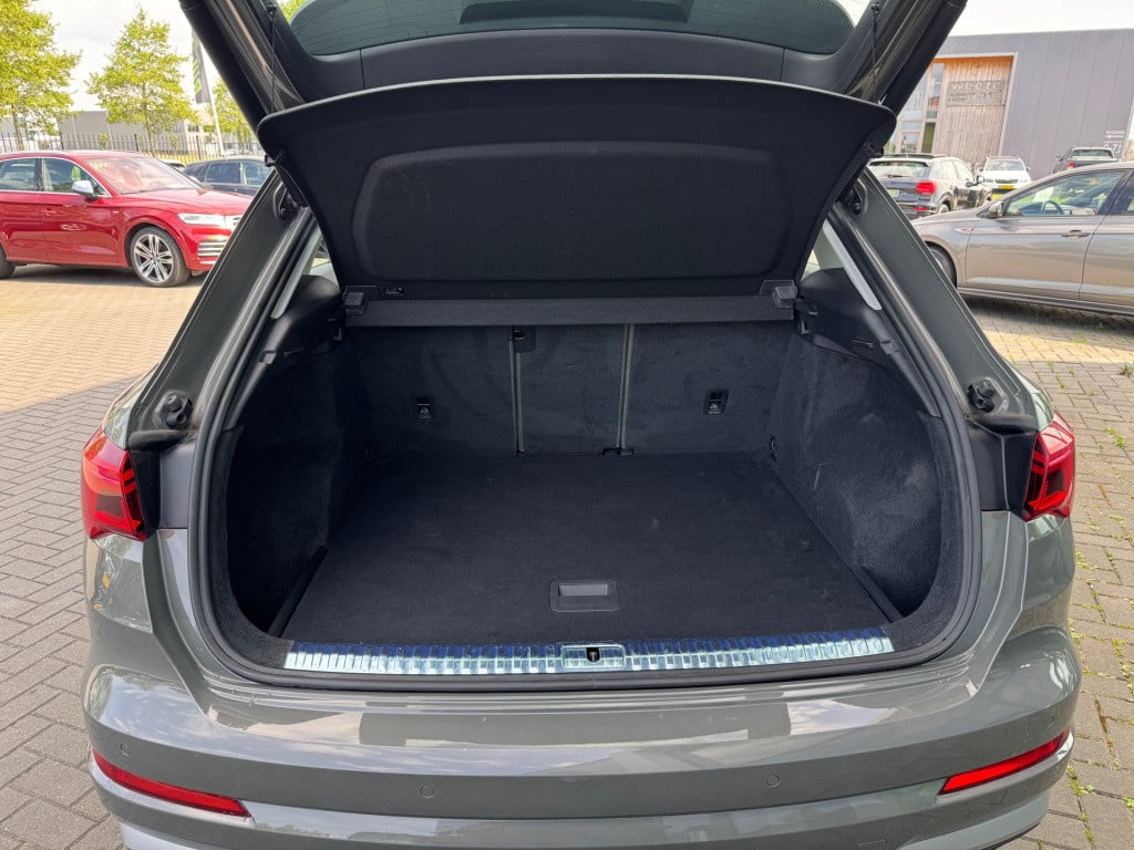 Audi Q3 40 tfsi quattro advanced * panoramadak * leder * led * camera