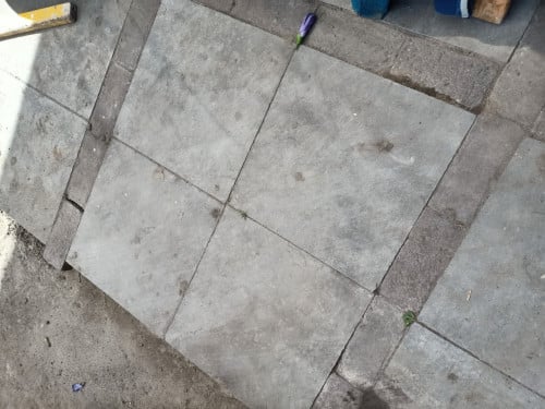 Gratis betontegels 40x40 50 stuks