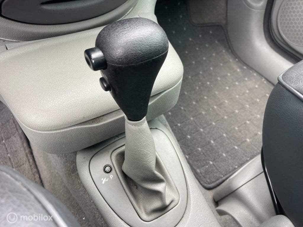 Renault Scenic 1.6-16v expression