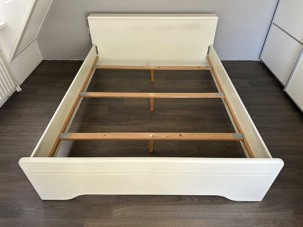 Bed (ombouw en lattenbodems)