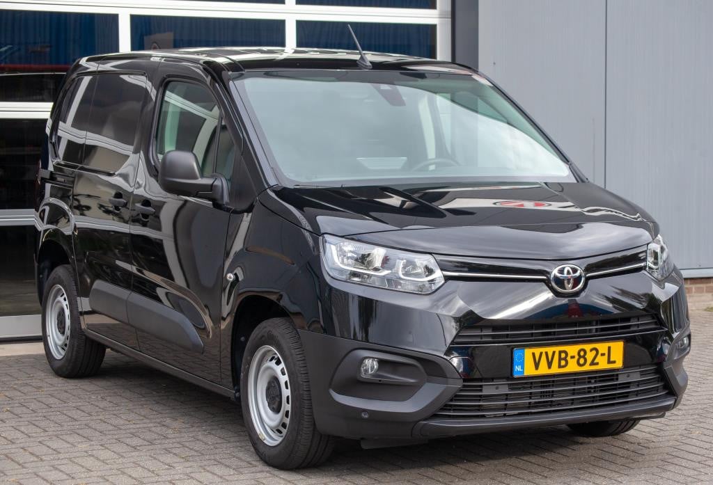Toyota Proace city 1.2 turbo live