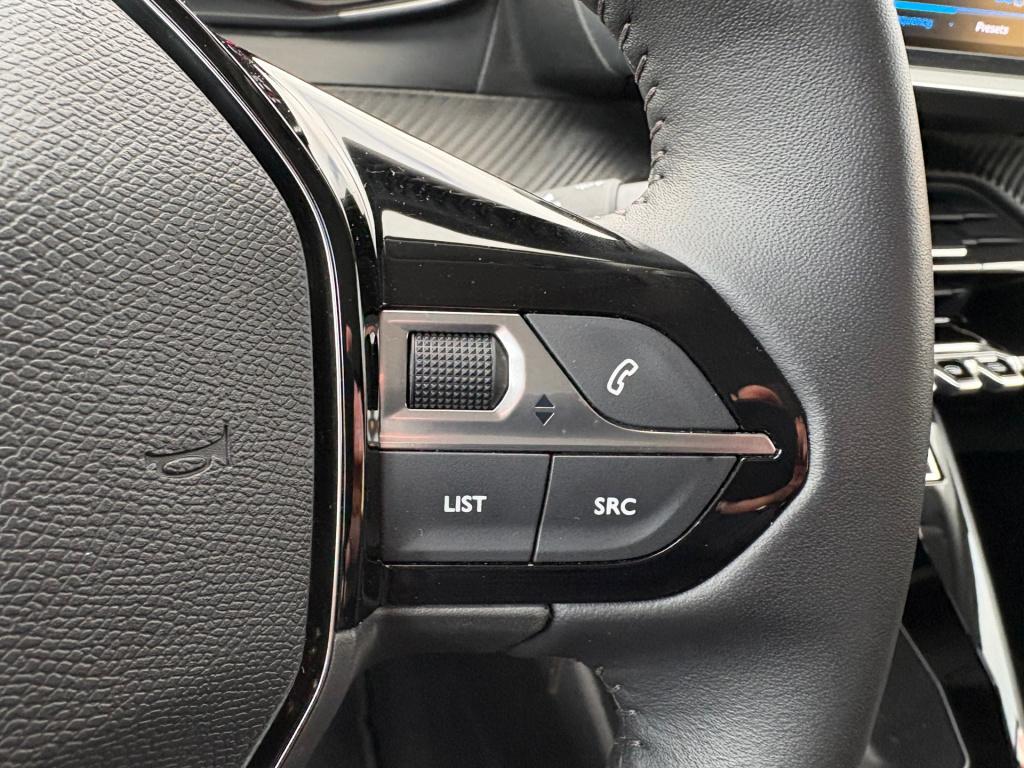 Peugeot 208 1.2 puretech active