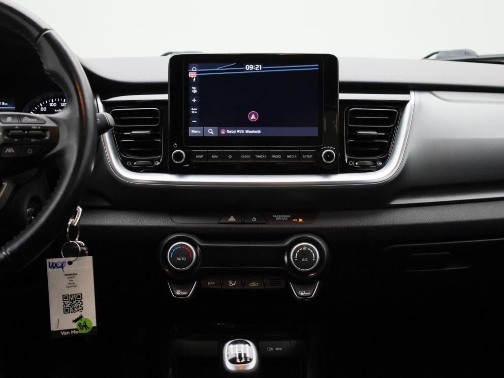 Kia Stonic 1.0 t-gdi mhev dynamicline | lmv | navigatie | parkeer sensoren 