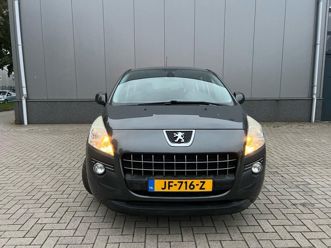Peugeot 3008- 1.6VTI Blue Lease Vol Jaar Apk
