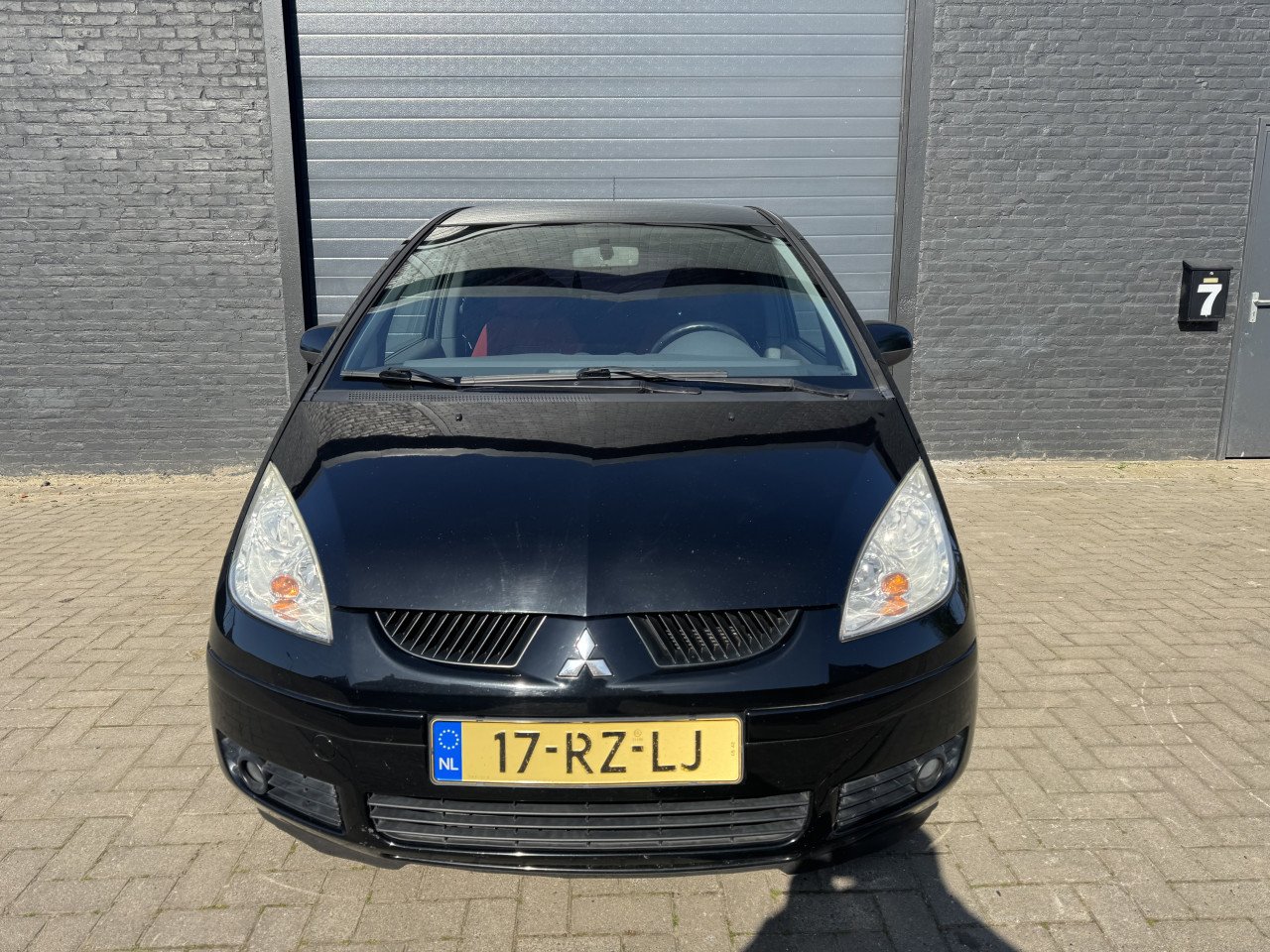 Mitsubishi Colt 1.3 CZ5 2005 Zwart Airco Apk Isofix Nap