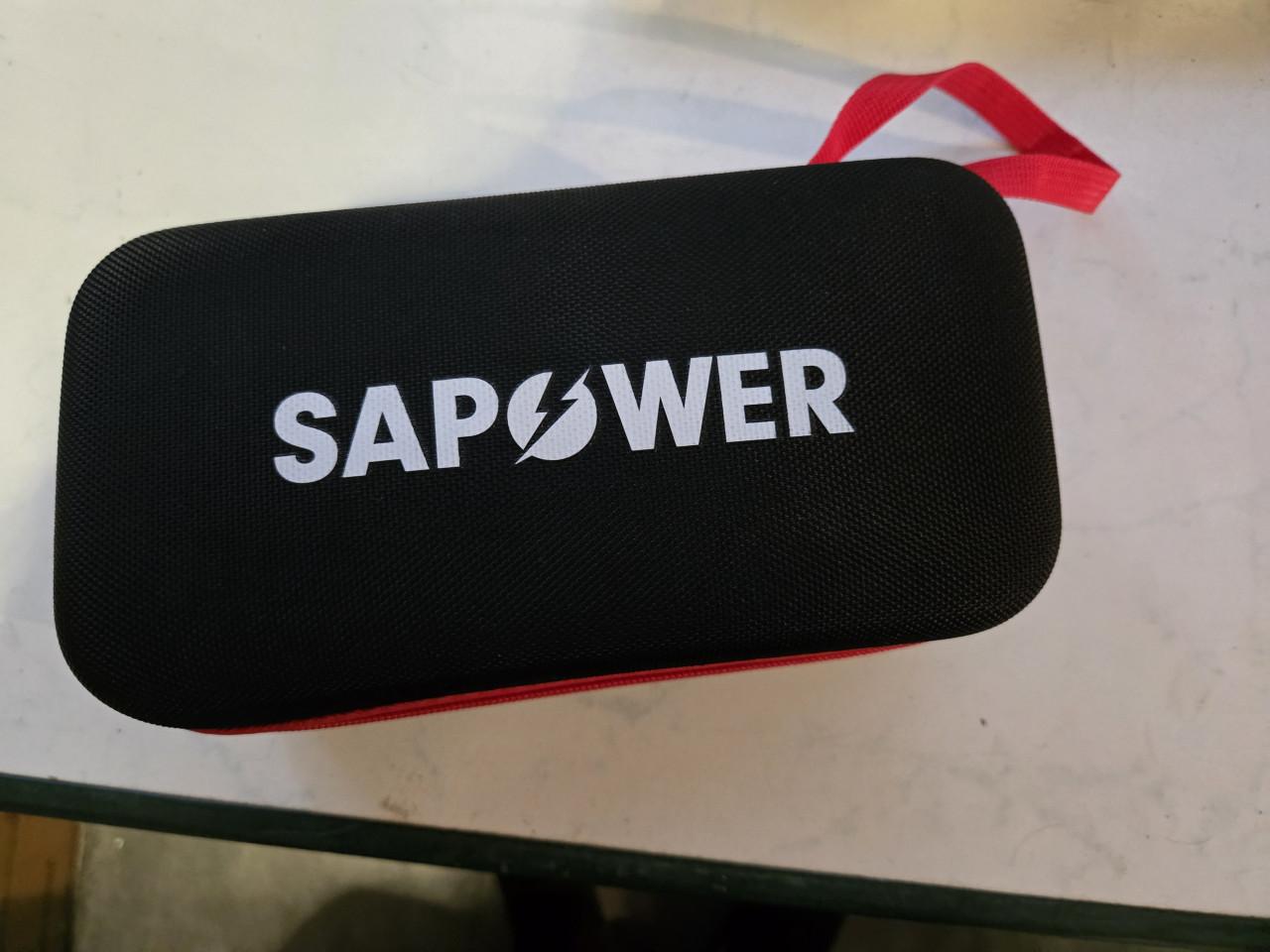 SAPOWER JumpStarter X150 is een draagbare noodstartbooster en powerbank