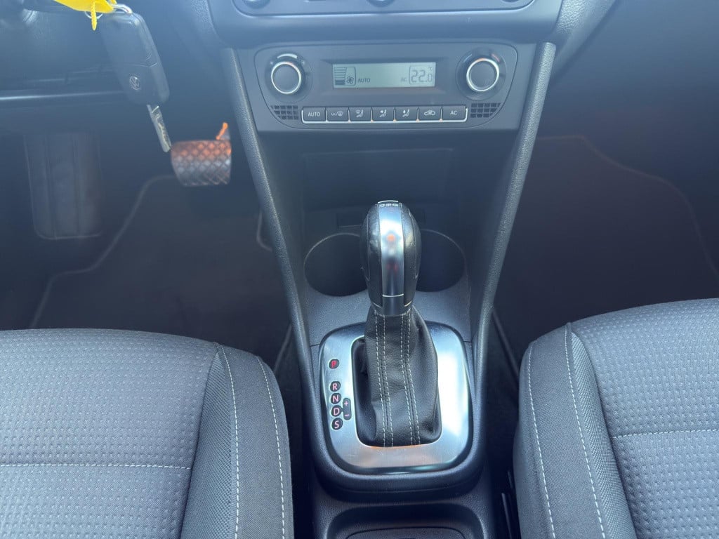 Volkswagen Polo 1.6 tdi highline dsg clima stoelverwarming