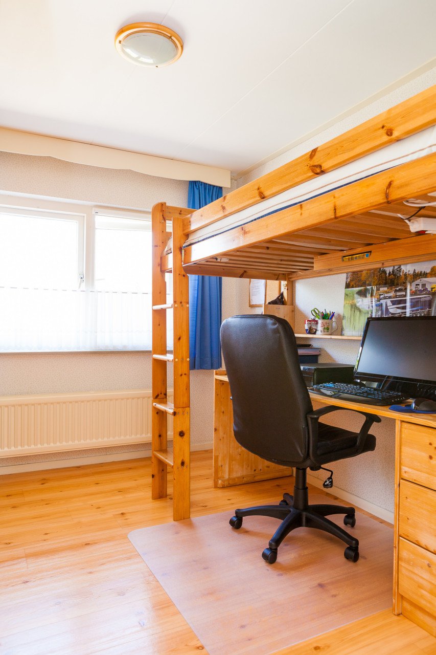 Flexa bedden. Hoogslaper met trap en gewone