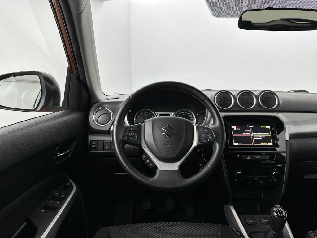 Suzuki Vitara 1.6 exclusive | carplay | stoelverwarming | climate control |
