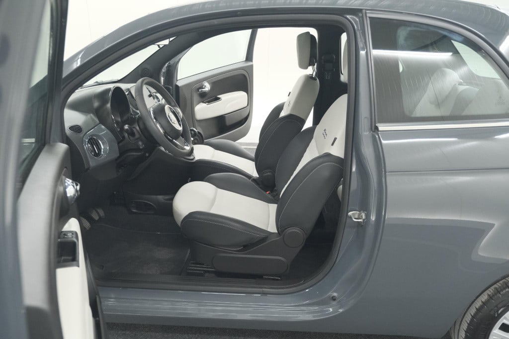 Fiat 500 1.0 hybrid dolcevita | panoramadak | apple carplay | parkeersensor