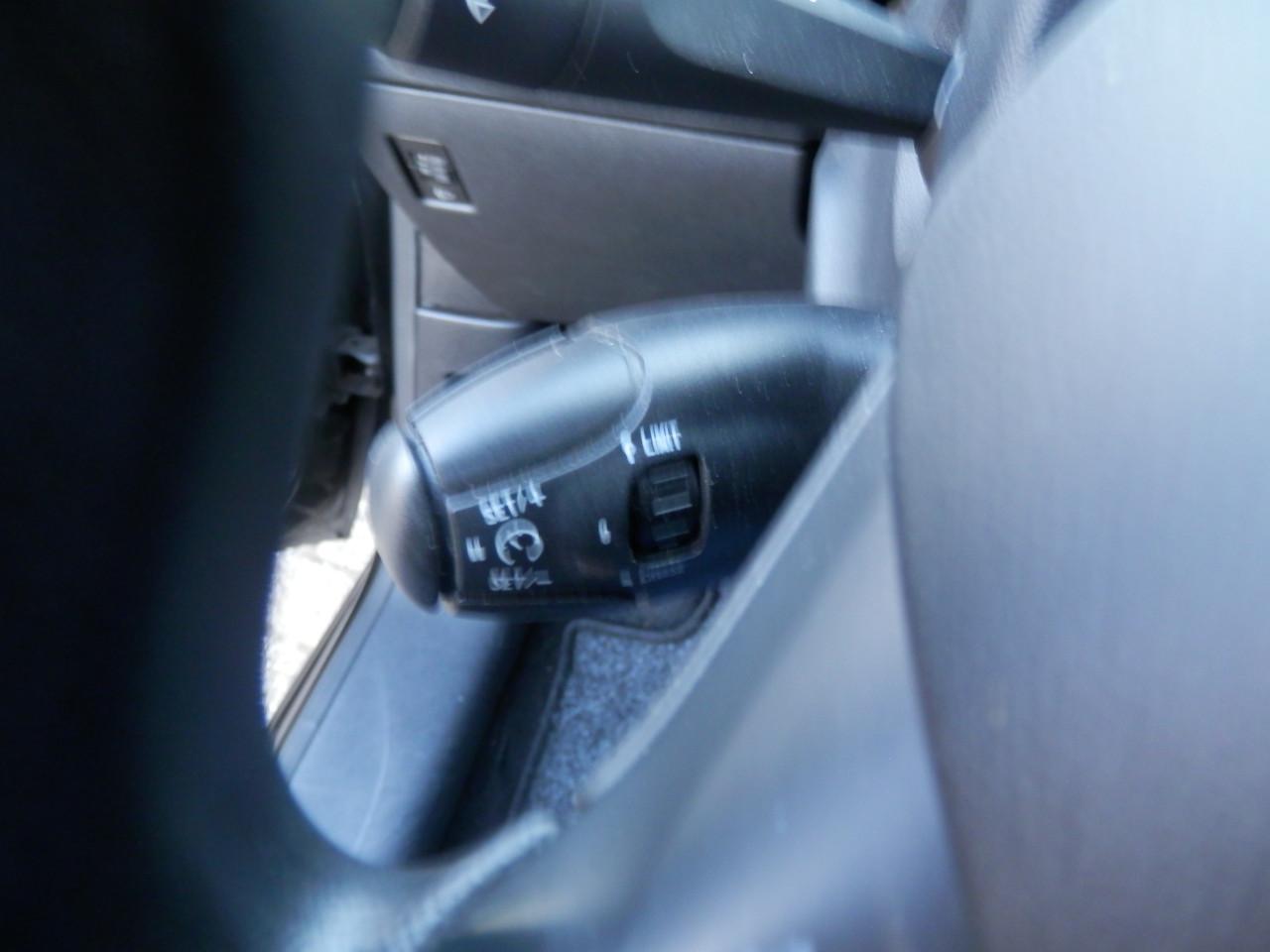 Auto Garant Biedt Aan: Peugeot 208 1.2 VTi Envy