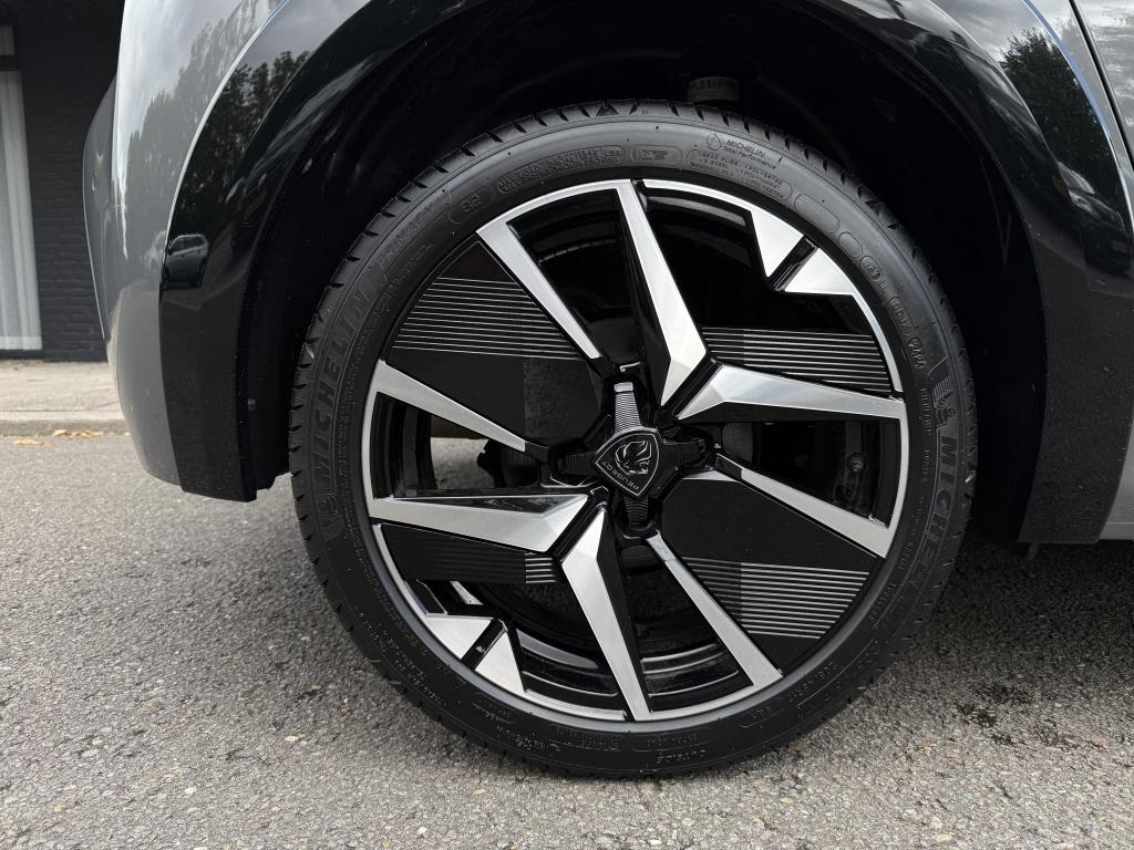 Peugeot 208 1.2 pt 100 gt