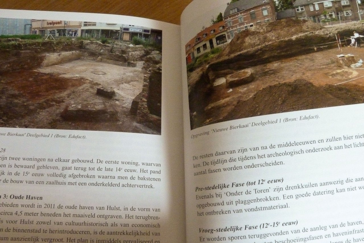 Hulst in de middeleeuwen en de kroniek van haar haven - Jaarboek 2016-2017