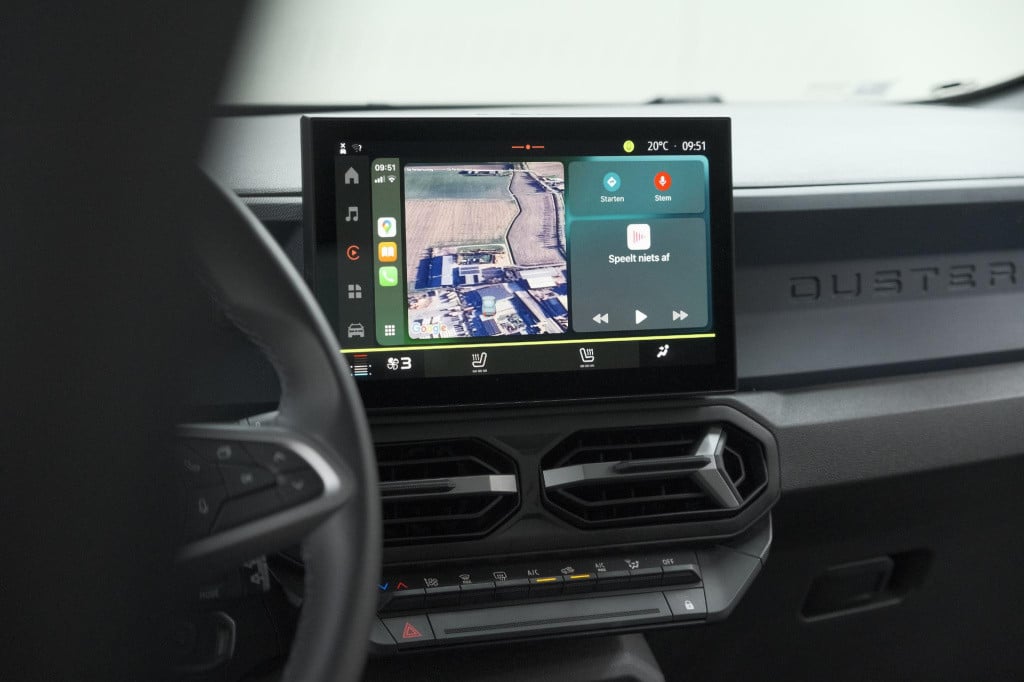 Dacia Duster mild hybrid 130 expression | camera | stoelverwarming | apple