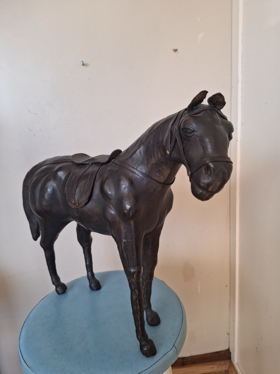Leren paard