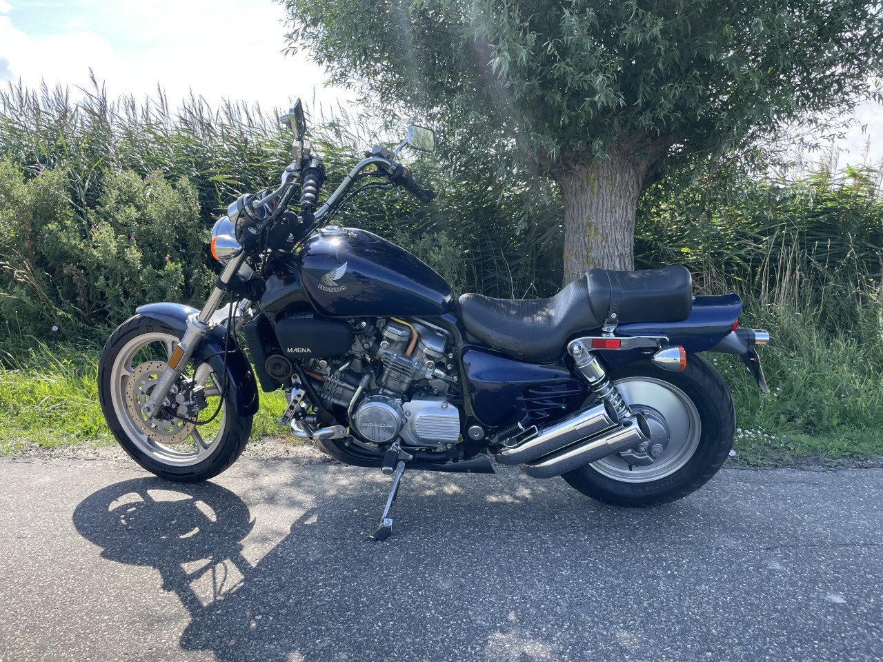 Honda Super Magna VF700C