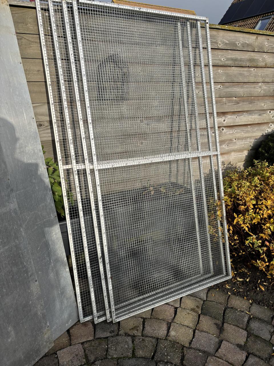 Voliere panelen aluminium met gaas  (gereserveerd)