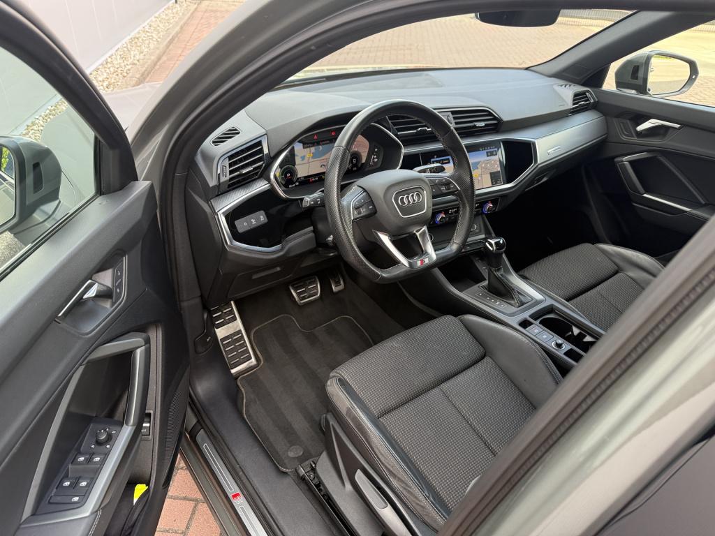 Audi Q3 45 tfsi e hybrid 245pk s edition s-line | keyless | camera