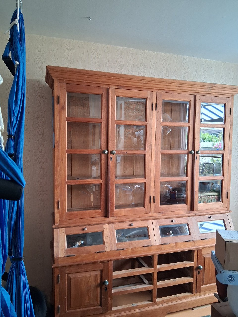 Kast teakhouten