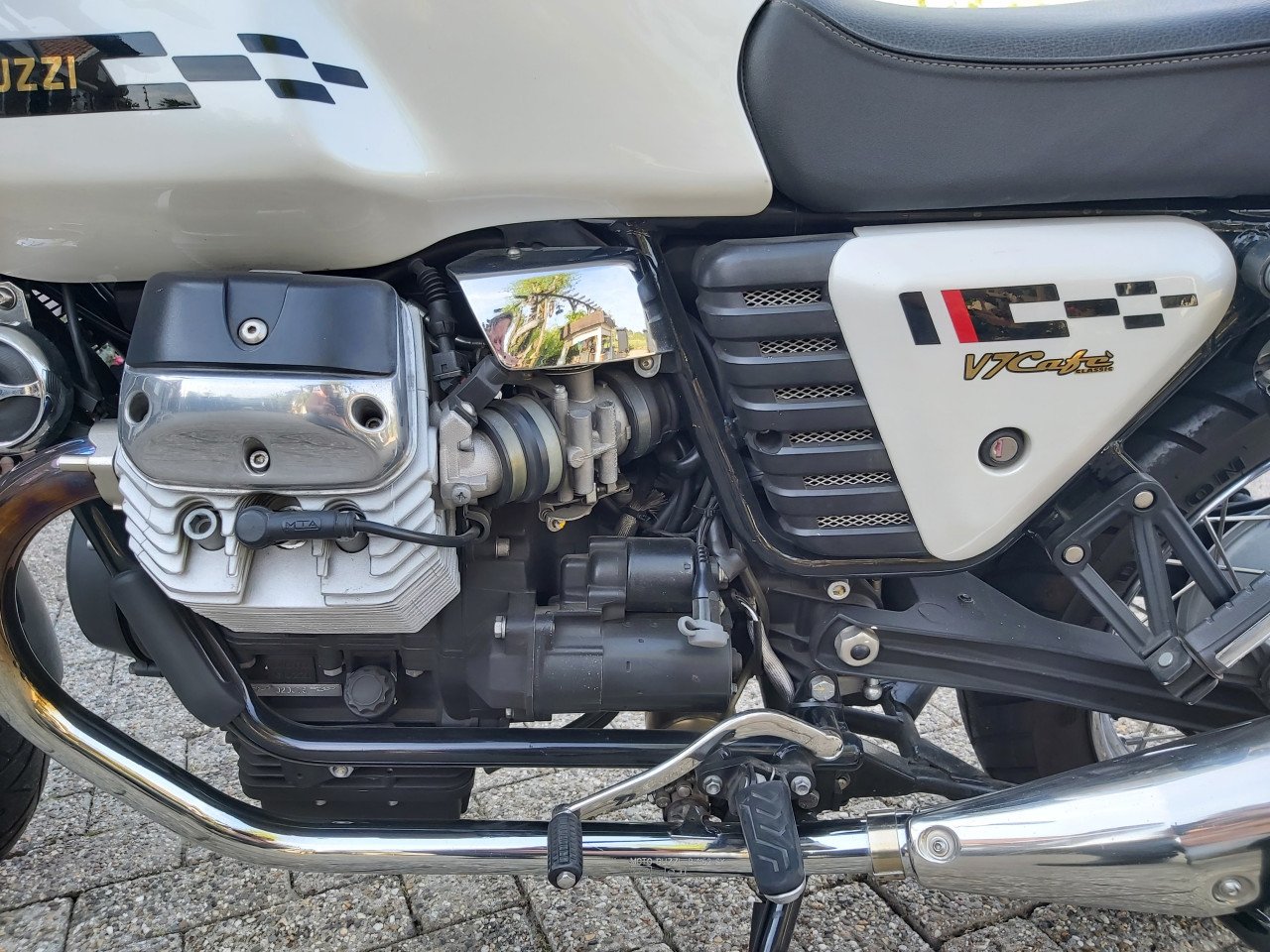 Moto Guzzi V7 Classic Cafe