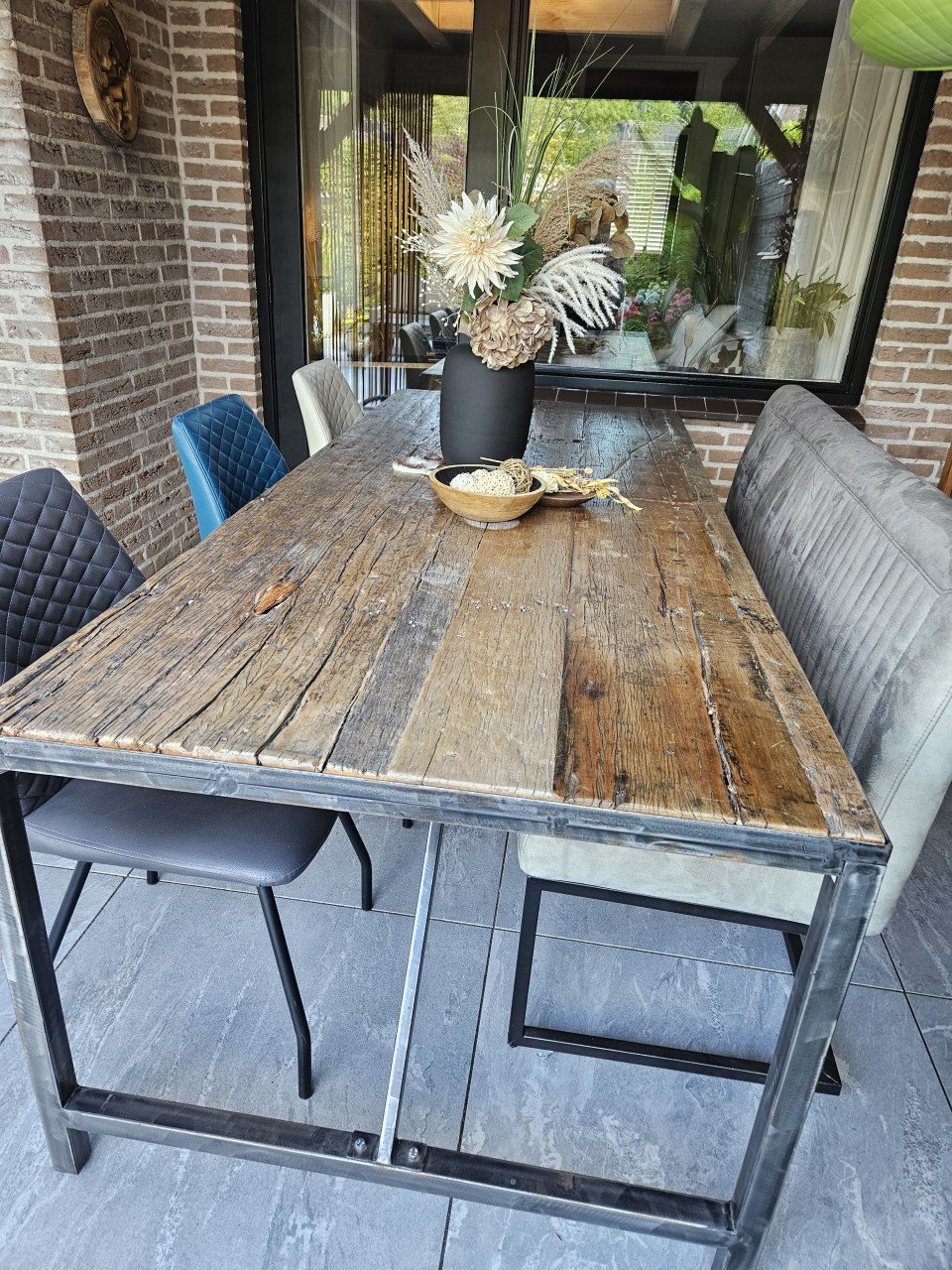 Zeer mooie robuuste industriële eetkamertafel