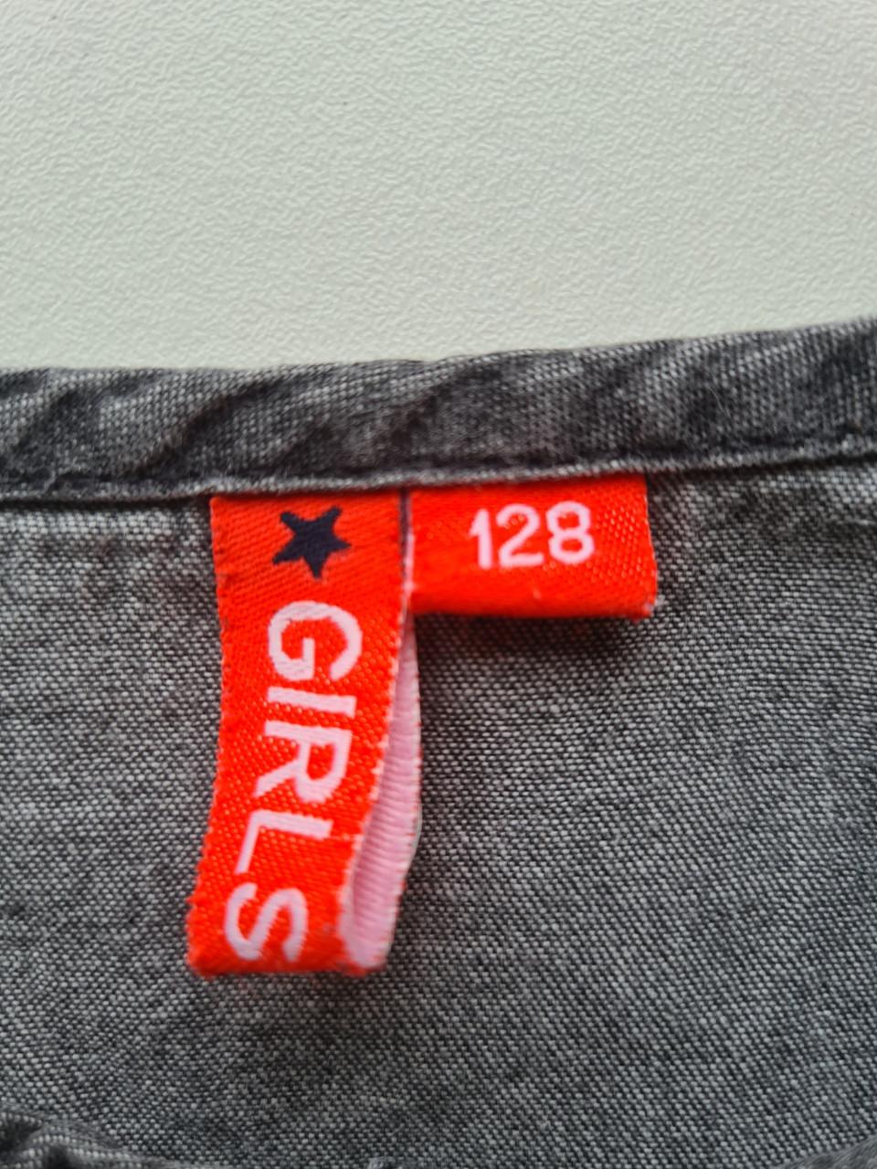 Zwart -grijs spijkerstof jurkje van Girls Maat 128