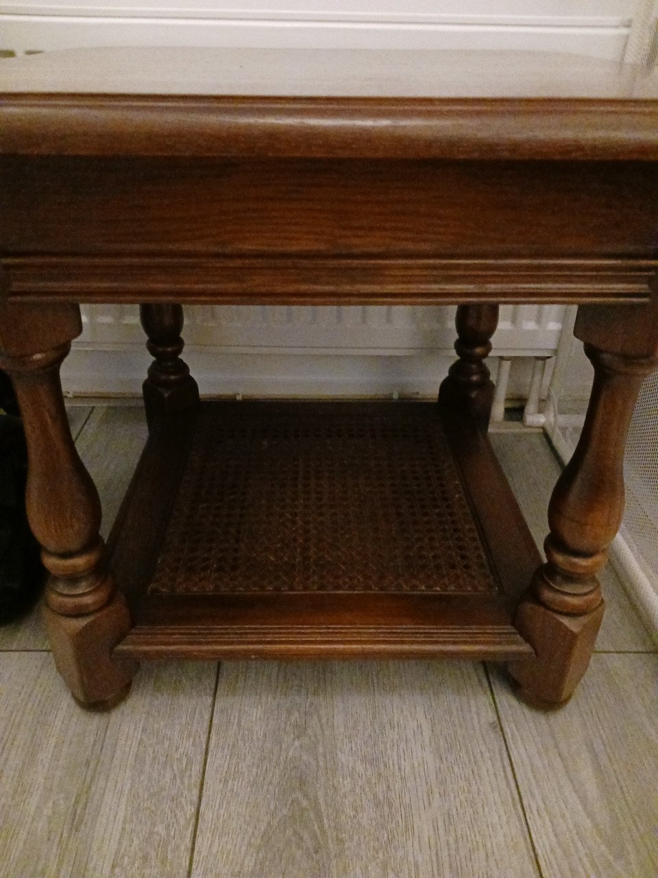 Bijzettafel