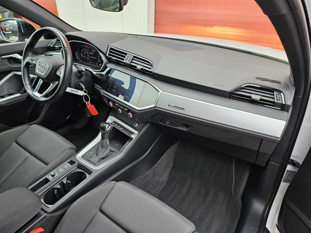 Audi Q3 sportback 35 tfsi pro line business | pano | cruisec.