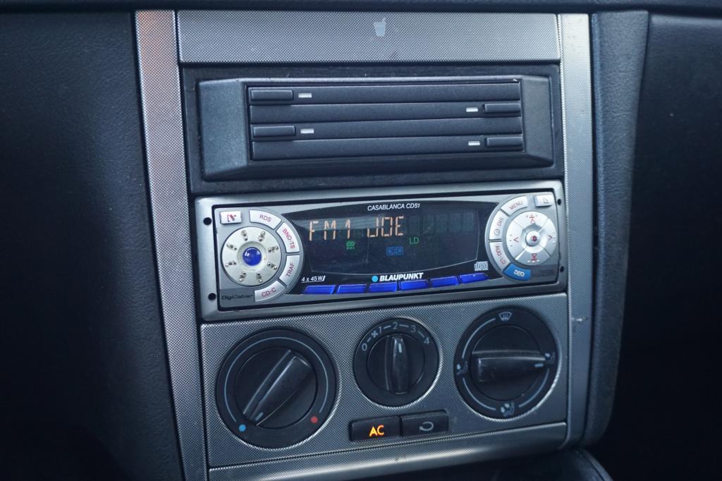 Volkswagen Golf 1.6-16v trendline airco / cruise / elektr. ramen / trekhaak