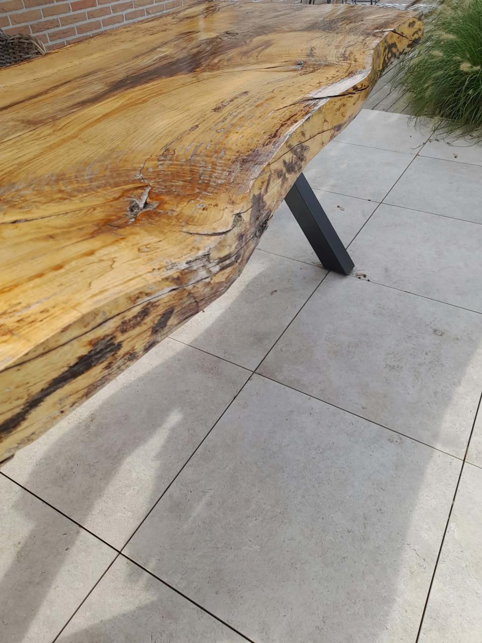 Unieke Boomstamtafel in Beuk 250x80x78 cm