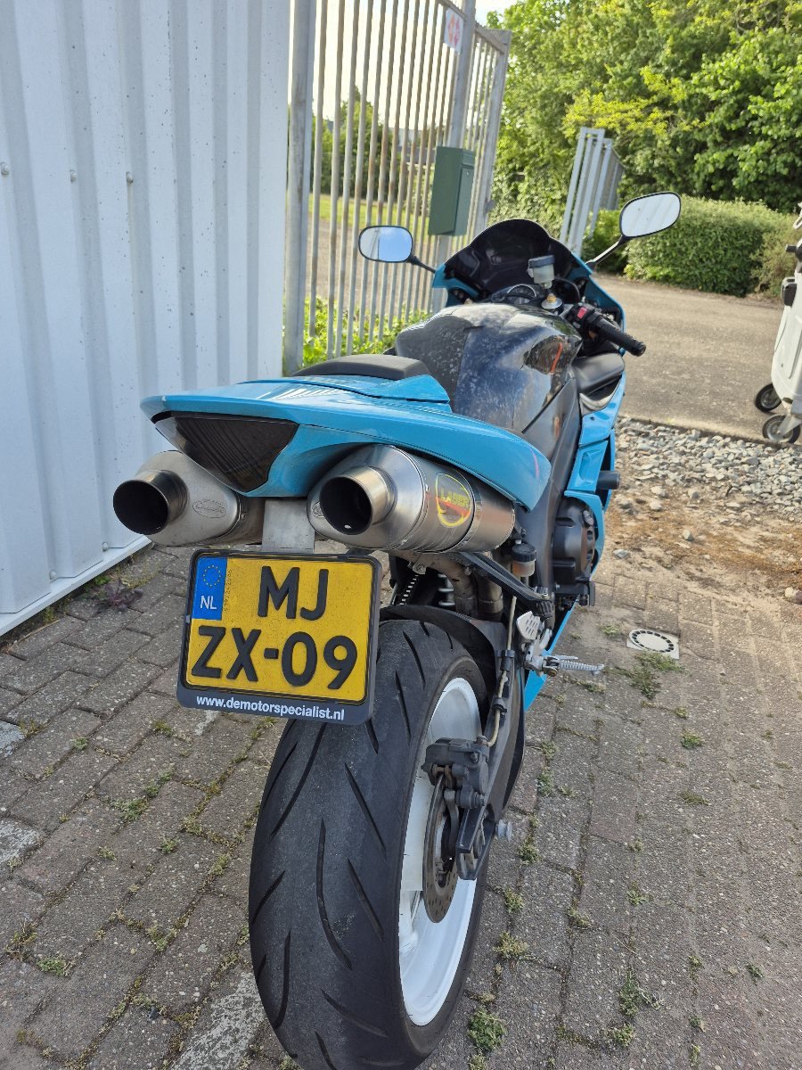 Yamaha R1 uit 2004