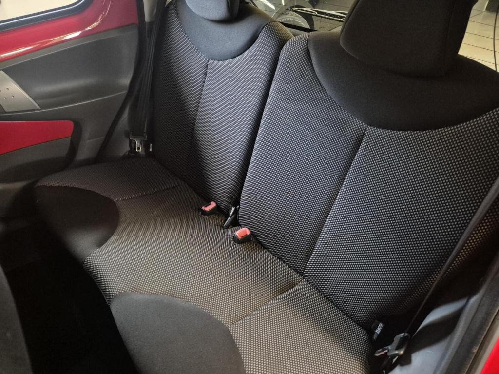 Toyota Aygo 1.0 / 5-deurs / airco / origineel nl