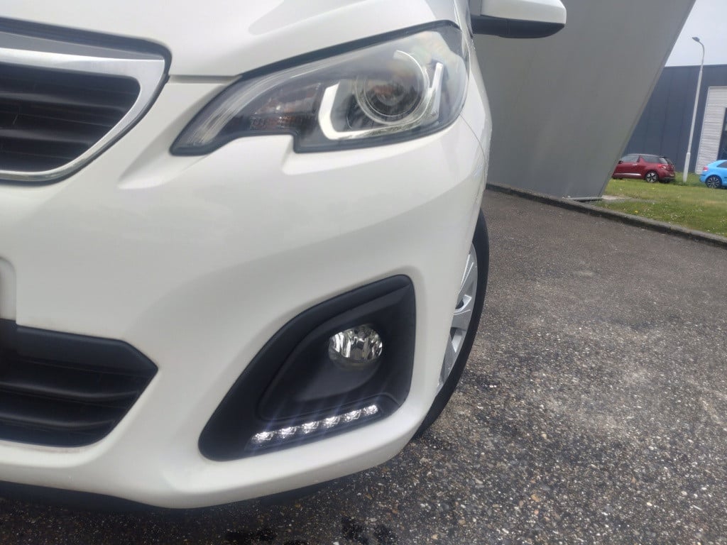 Peugeot 108 1.0 e-vti blue lion