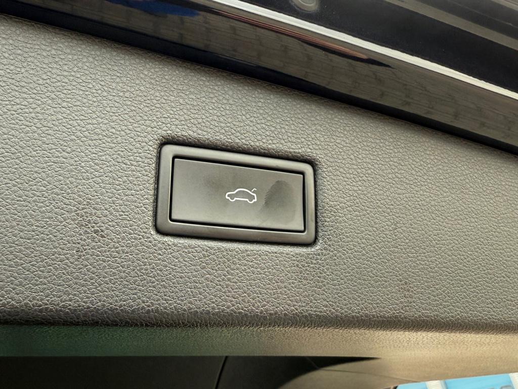 Volkswagen Tiguan 1.5 tsi r-line business+