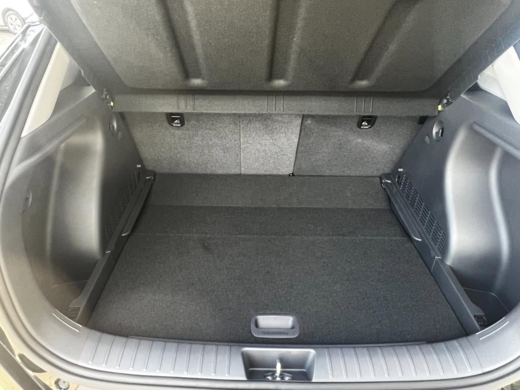 Hyundai Kona 1.6 gdi hev comfort smart, camera, carplay enz.. nieuwstaat!!