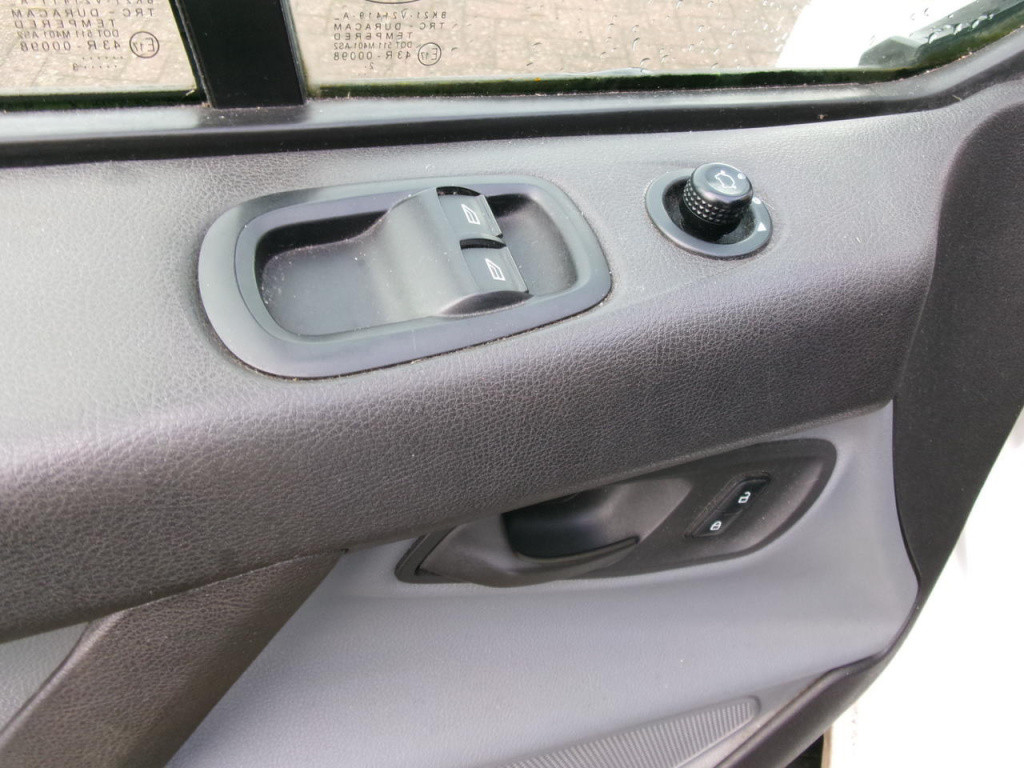 Ford Transit Custom 2.2 dpf l1/h1 250s (100pk) airco, trekhaak