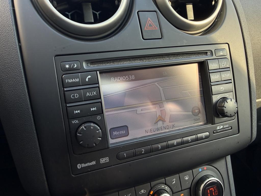 Nissan Qashqai 1.6 connect edition // trekhaak //